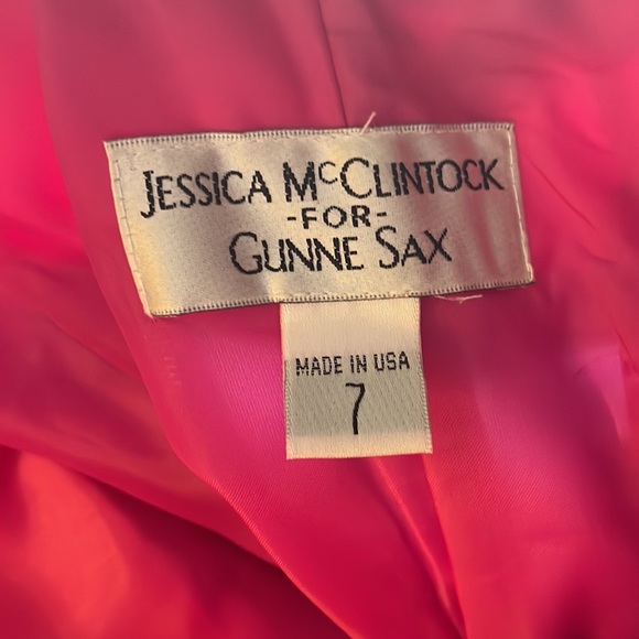 ⭐️HP⭐️ Gorgeous Floor Length Pink, Black, and White Jessica McClinktock Dress - Picture 6 of 13